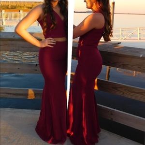 LULU’S maroon evening dress